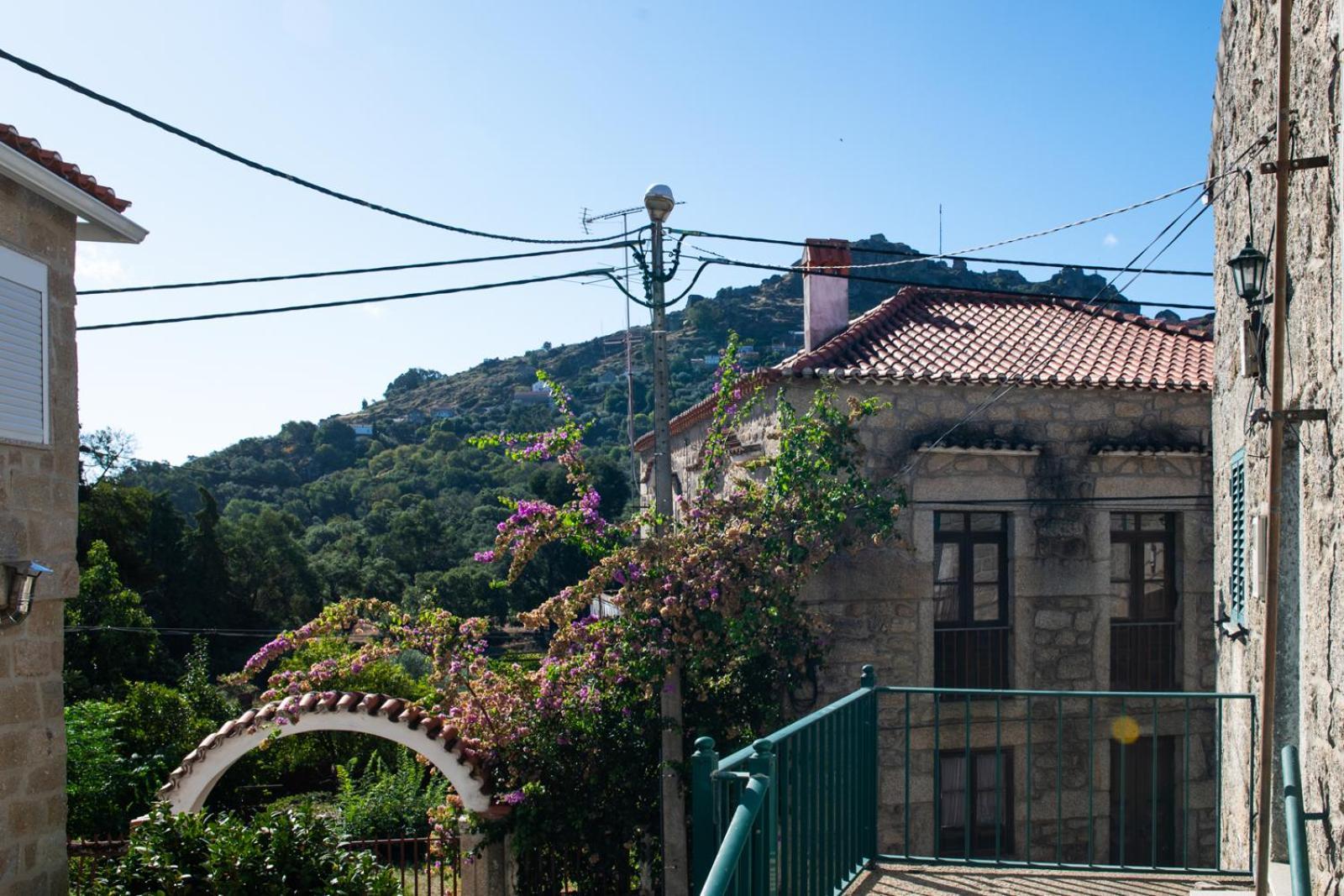 Casa Do Guardado Villa Монсанту Екстериор снимка